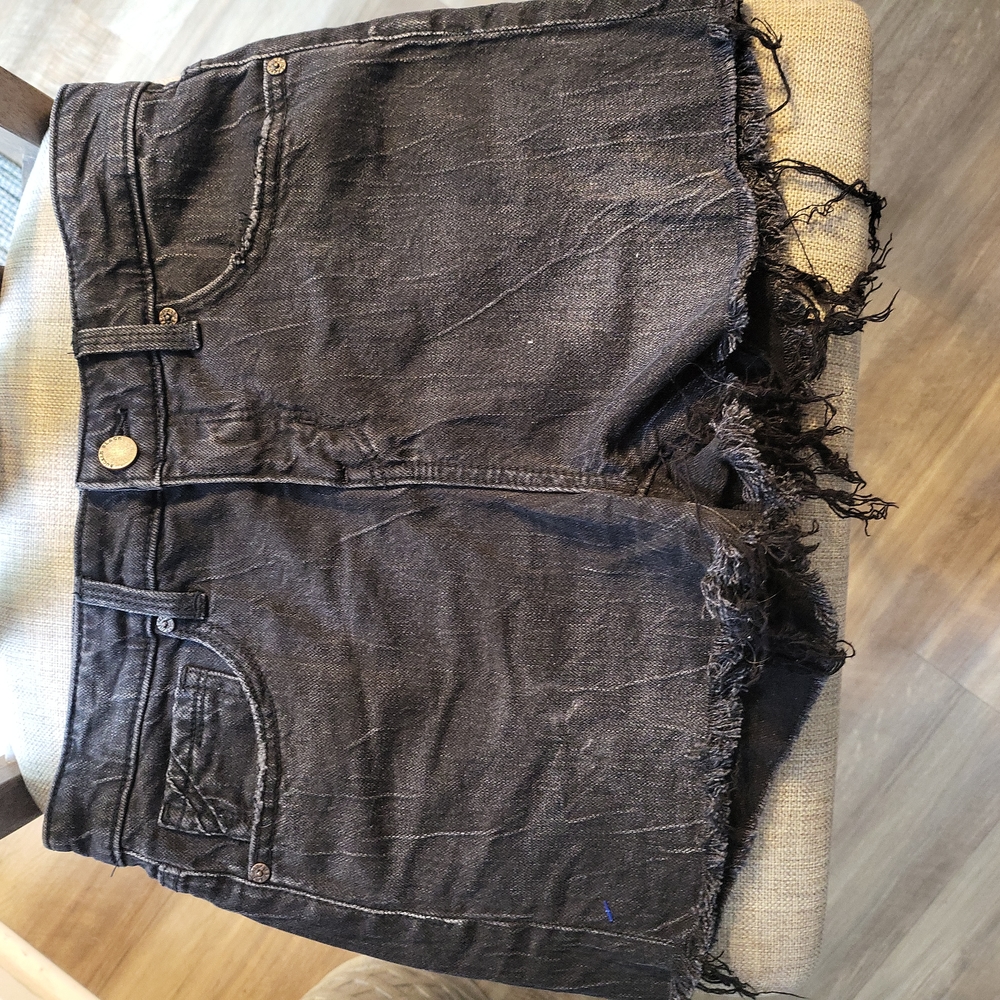 Buckle Black high rise cutoff shorts